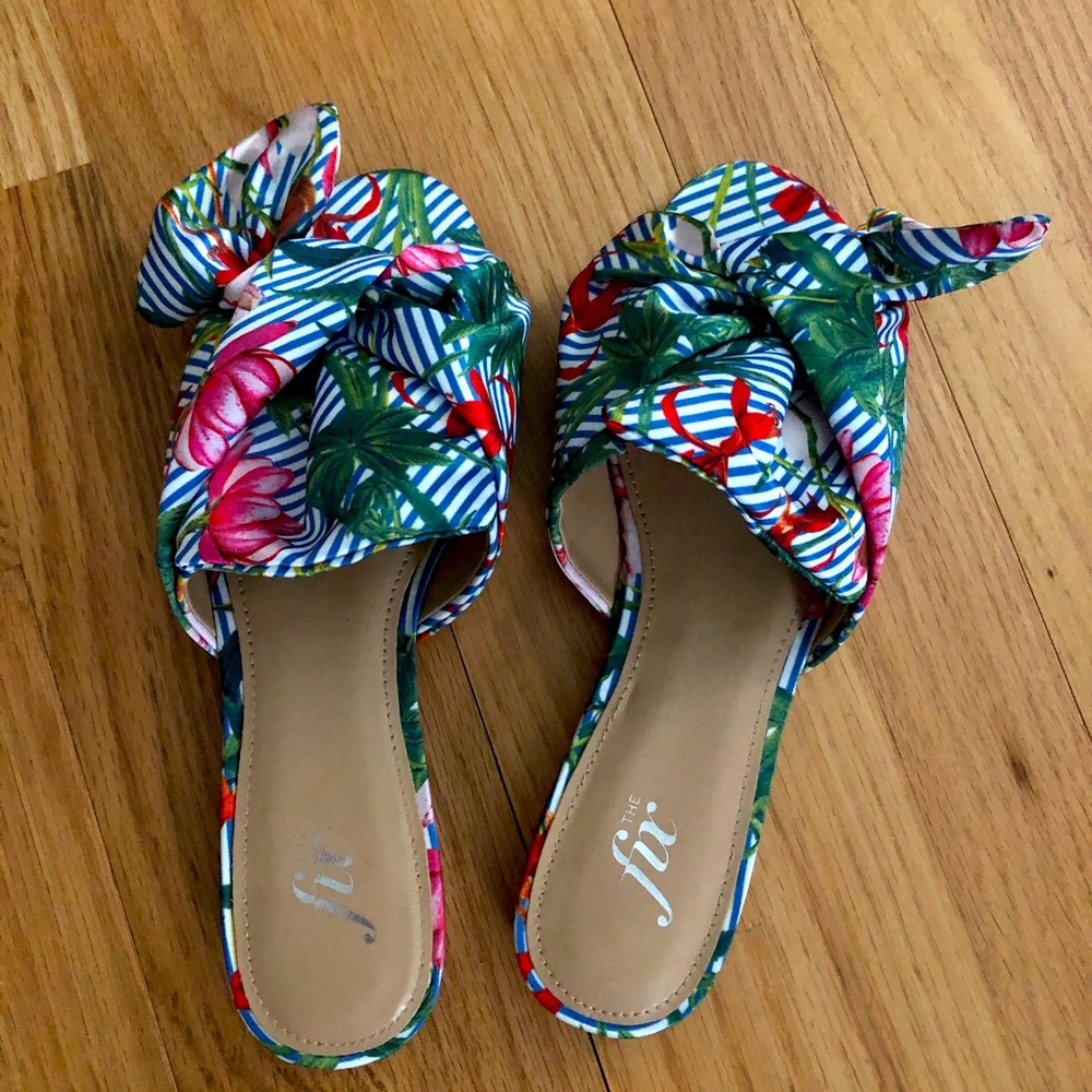 The fix tropical print flip flops